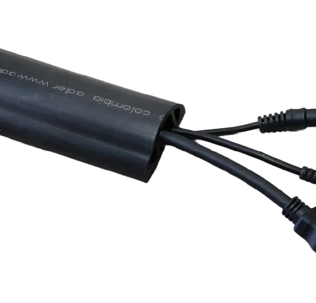 Canaleta flexible para piso Unidad x 2metros 1 und Marca Adler